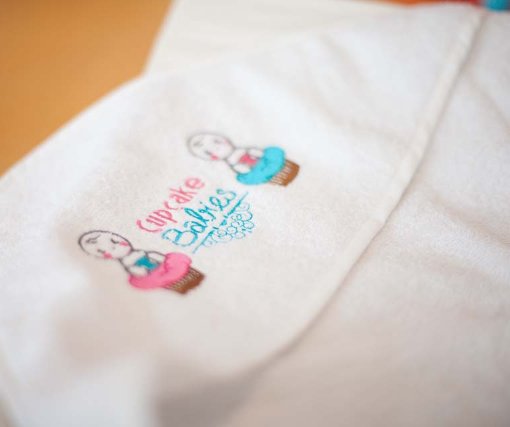 Cupcake Babies Cape de bain : Blanc